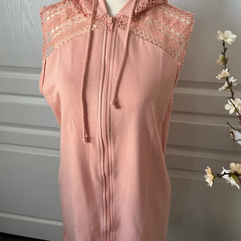 NWOT Venus Crochet Beach Cover Up/Dress with Hood - Picture 4 of 14